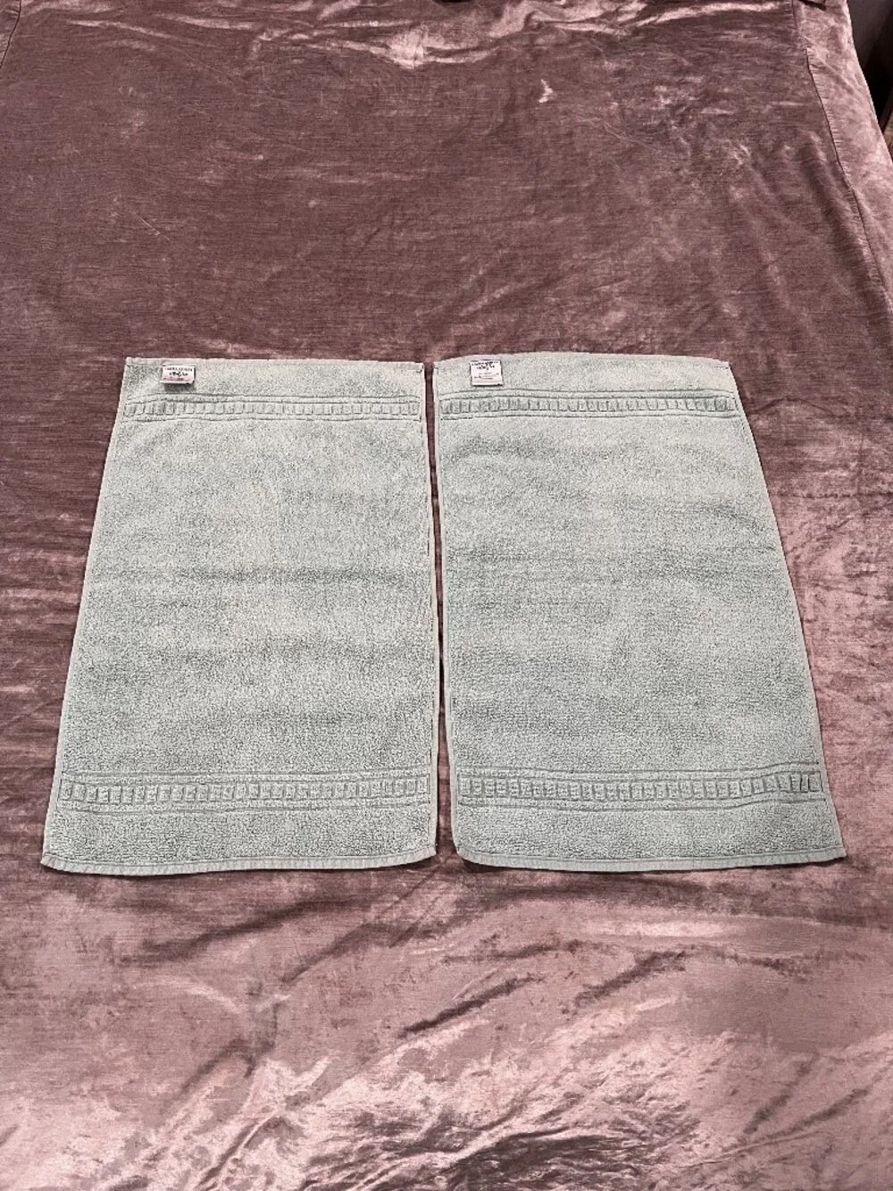 Plush 6-Piece Laura Ashley Lifestyle Towel Set NWOT